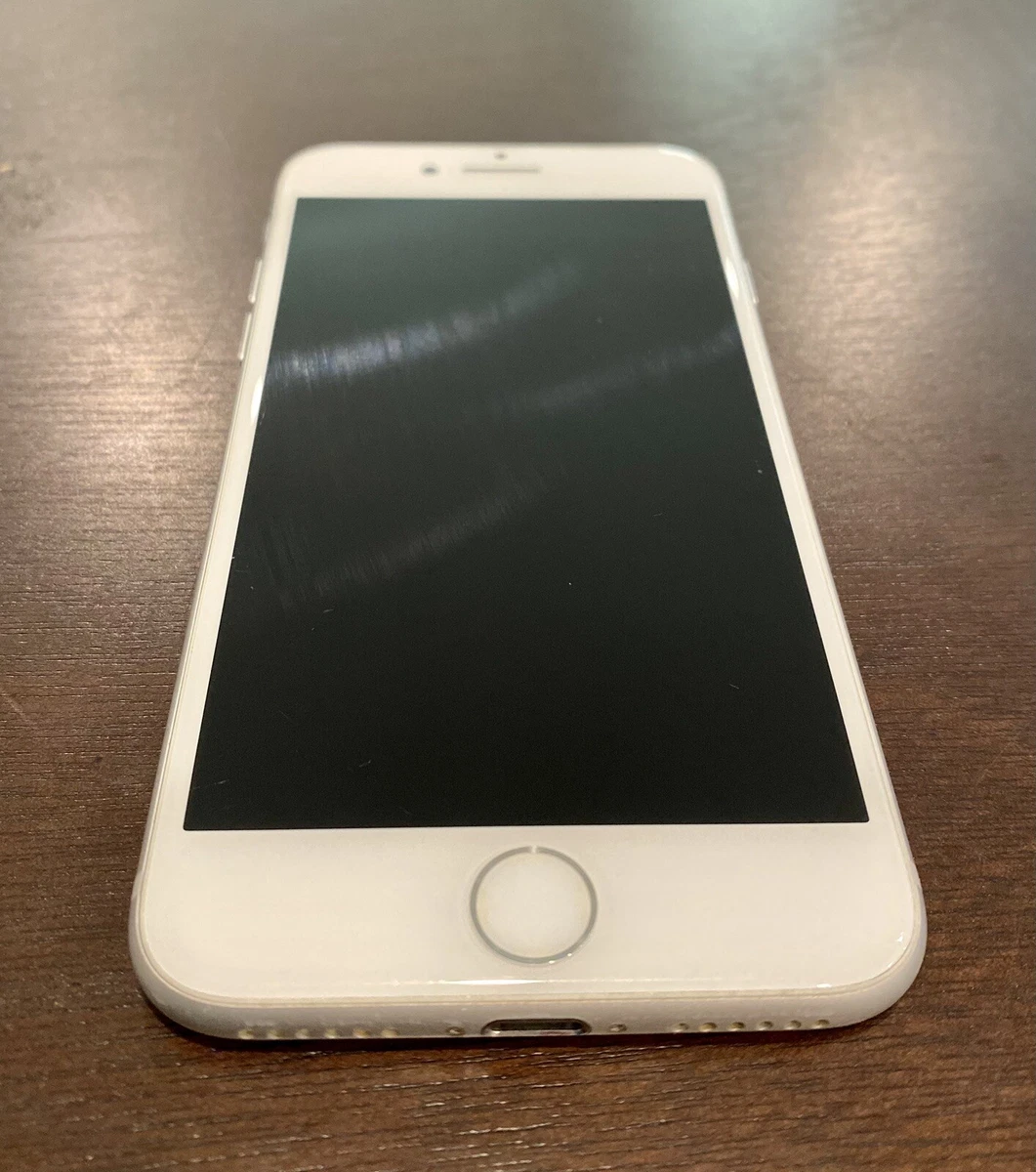 Apple iPhone 7 - 128GB - Silver (Unlocked) A1660 (CDMA + GSM)