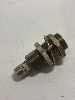 OMRON E2E-X7D1-M1G PROXIMITY SWITCH 12-24VDC 4-PINS