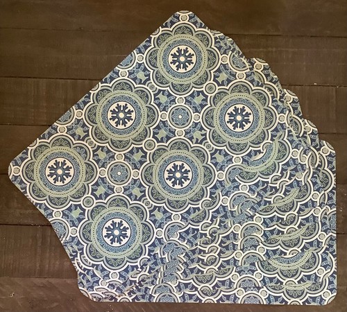Set of 9 Plastic Blue & Green MOROCCAN TILE 11” x 17” Placemats—NEW WITH TAGS - Picture 2 of 3