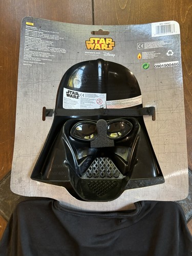 STAR WARS DARTH VADER MASK AND CAPE COSTUME CHILD ONE SIZE FITS ALL PRE-OWNED - Picture 4 of 5