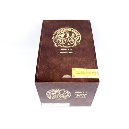 Lot of 5 La Gloria Cubana No. 7 Serie R Empty Wood Cigar Box 7.5" x 5" x 5" - Picture 4 of 12