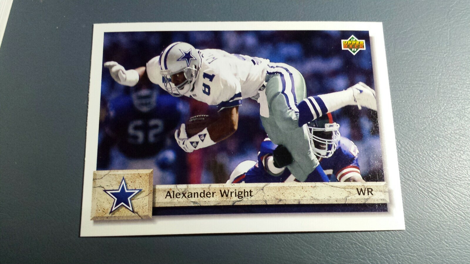ALEXANDER WRIGHT 1992 UPPER DECK FOOTBALL CARD # 323 C0876