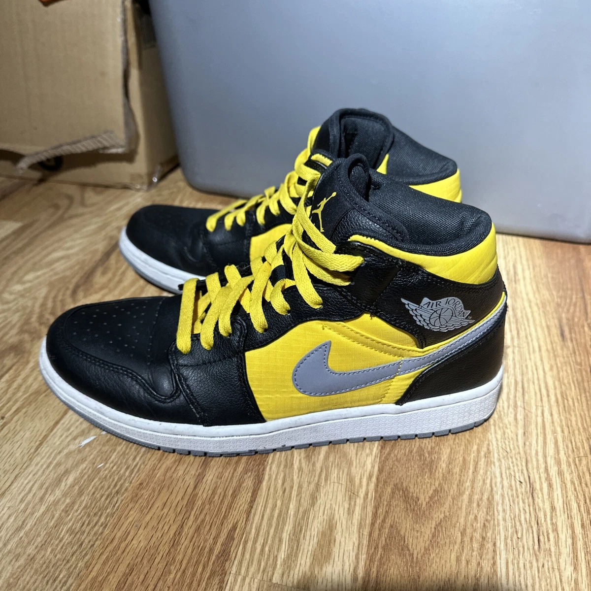 Jordan 1 Phat Black Speed Yellow for Sale | Authenticity 