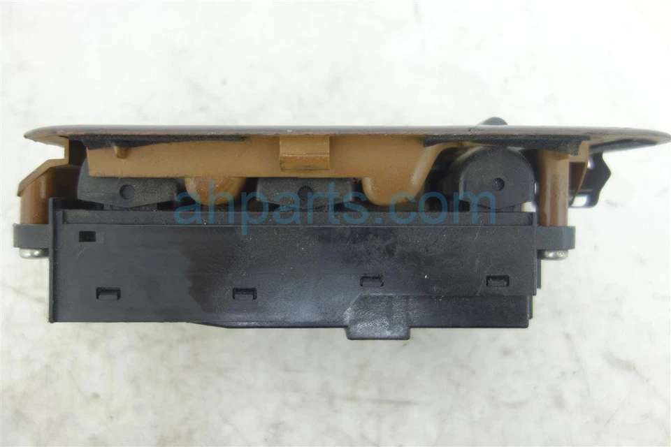 Interruptor de control de ventana de controlador maestro Infiniti I30 1998-1999 botones 25401-0L700 Foto 2 de 4