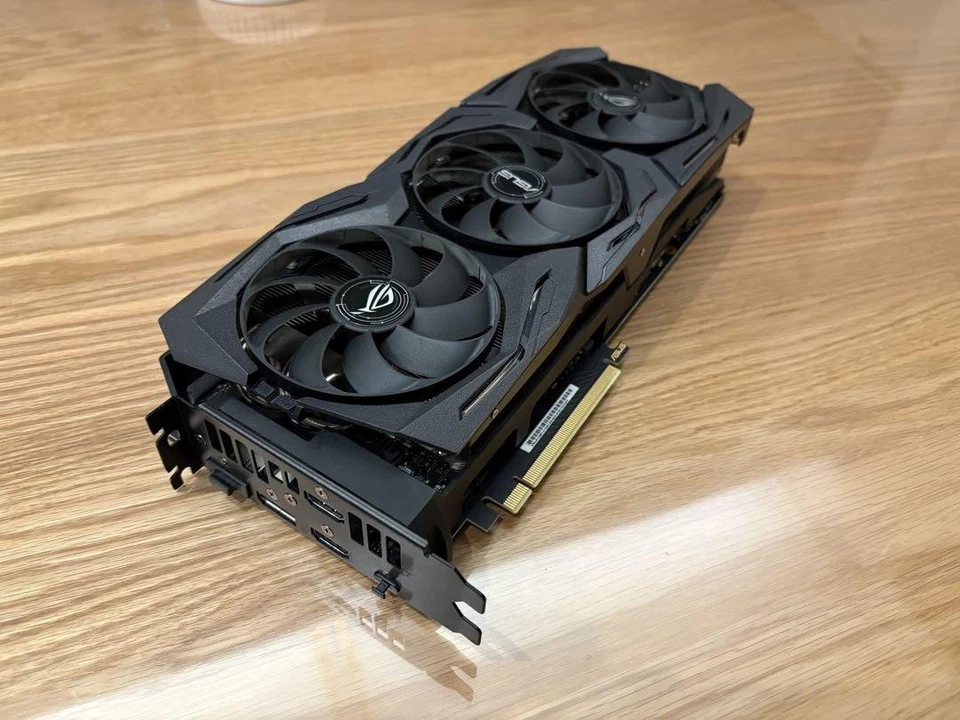 Asus Rog Strix Geforce Rtx 2080 Ti Oc Edition Graphics Card 11Gb Gddr6 Ray - Image 4 of 4