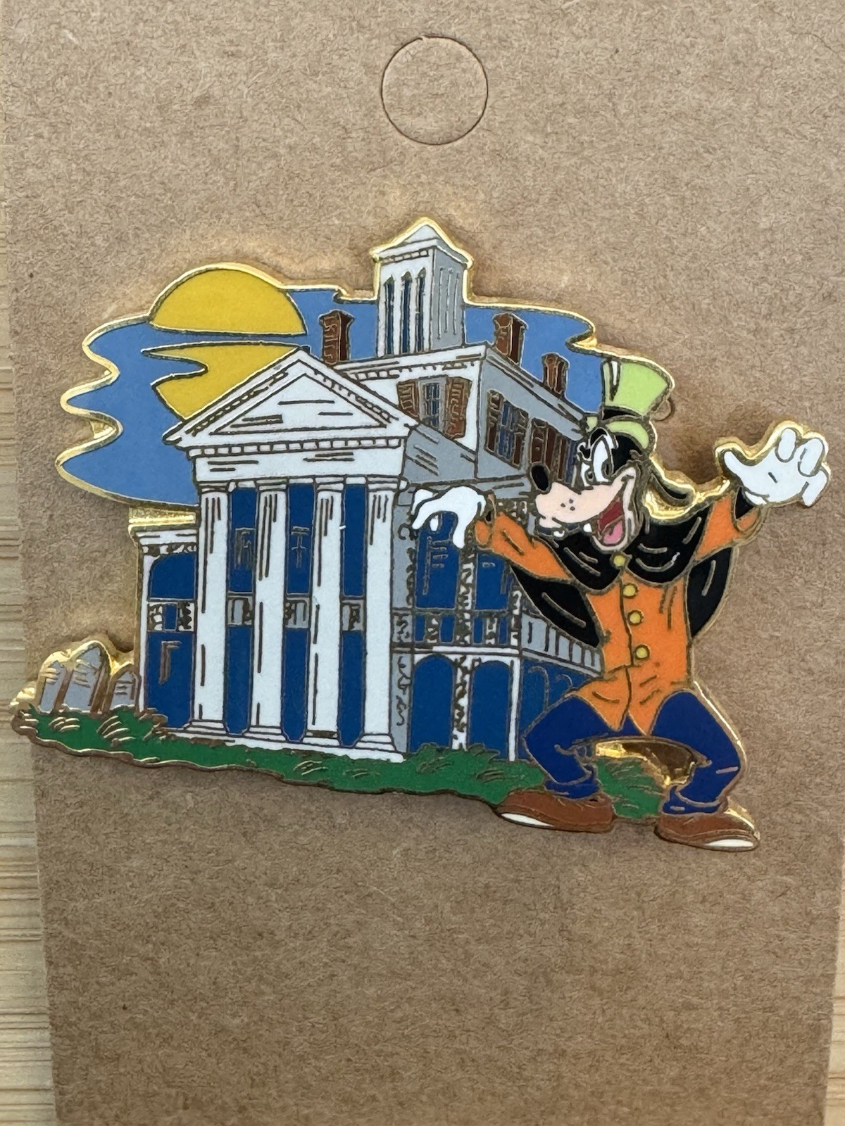 Disney JDS Goofy at Haunted Mansion Pin