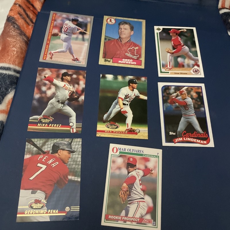 Lot of 8 St. Louis Cardinals Baseball Cards
