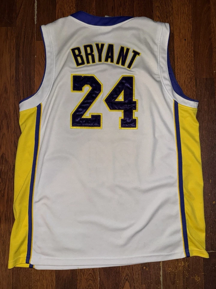 Camiseta deportiva para hombre Kobe Bryant Adidas Swingman #24 Lakers réplica cosida mediana Foto 2 de 3