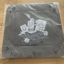 Bugs Bunny the Shylark Arms Casino & Resort Dice Tray Neca NIP Looney Tunes