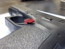 For GLOCK Ext Aluminum RED Mag Release Gen3 17,19,22,23,24,26,27,31,32,33,34,35