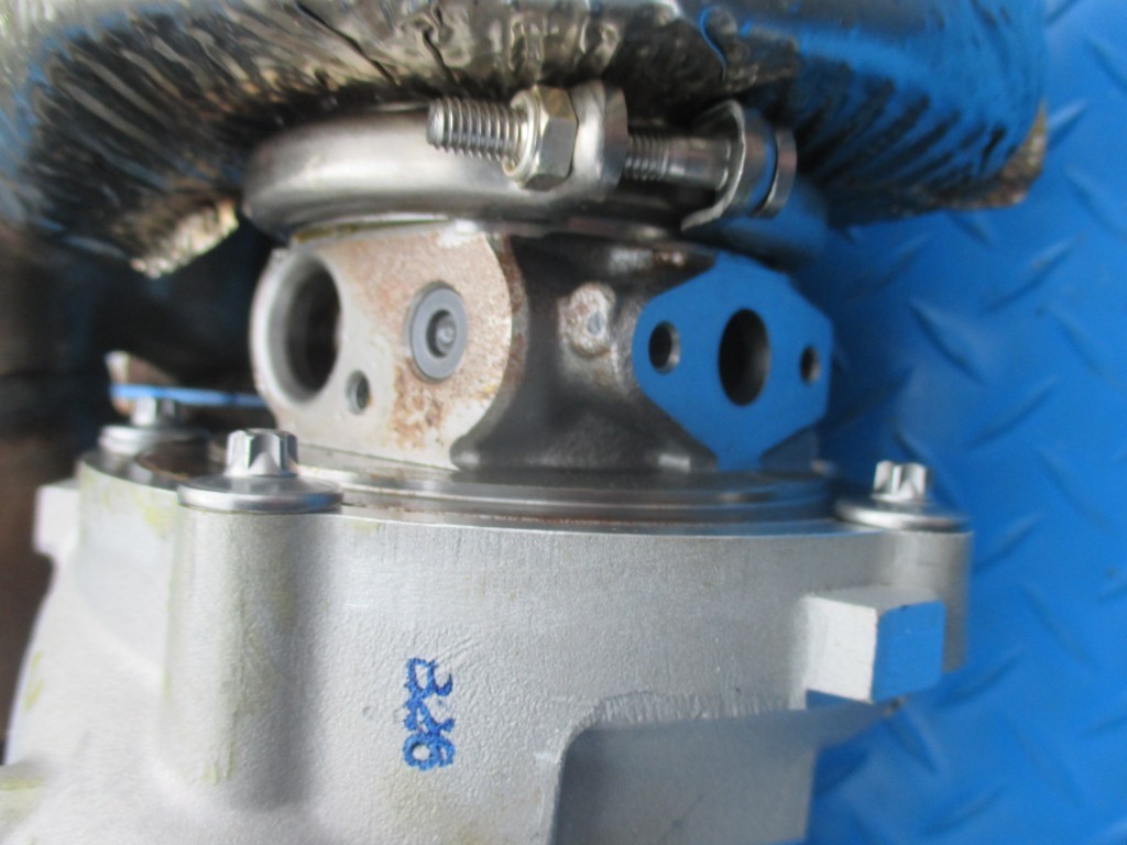 Bentley Bentayga right turbocharger turbo #5152 