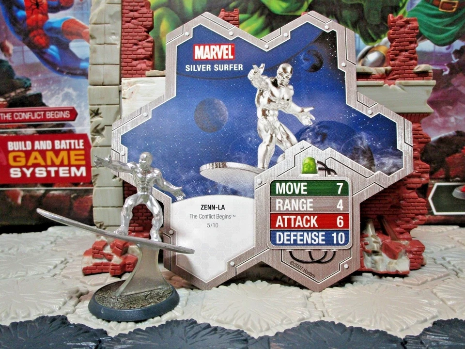 Figura y tarjeta Silver Surfer Heroscape Marvel - The Conflict Begins Foto 3 de 3
