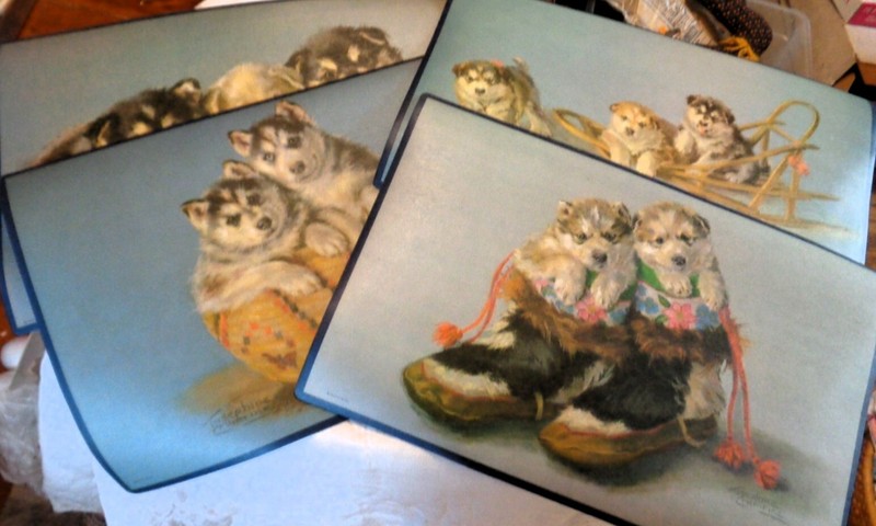 4 VTG Alaska Husky Puppy Plastic Place Mats 1970s New Never Used!