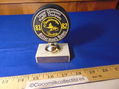 Vintage 1981 82 Hockey Puck Trophy Cheektowaga NY Bittermans Bums League Champs