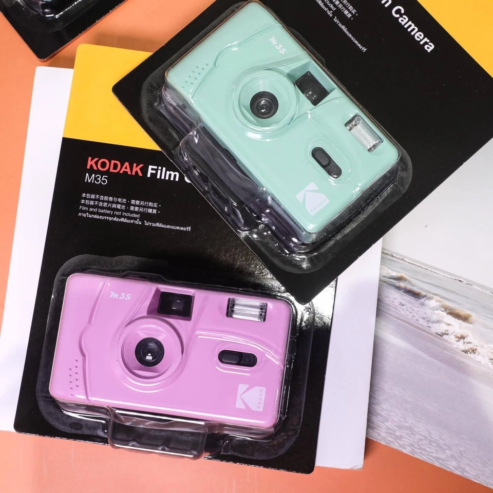 Kodak M35 35mm Reusable Film Camera + Flash - (Battery included) FREE SHIPPING - Image 2 of 4