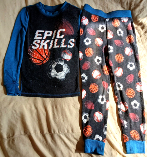 EPIC SKILLS/SPORTBÄLLE-KUSCHELBLÖCKE SCHWARZ & BLAU SCHLAFSET-GR.6-NEU MIT ETIKETT