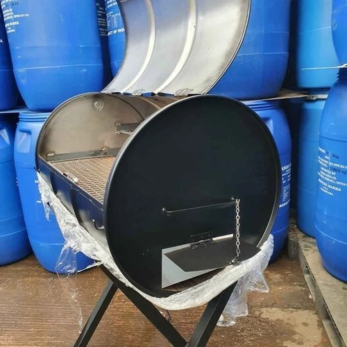 Professional Oil Drum BBQ Jerk Pan With Removable Legs Inc Postage