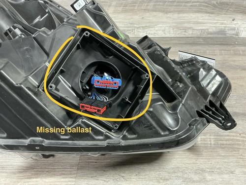 USED - 2021-2025 Ford Bronco Sport L Headlamp - OEM - Picture 8 of 20