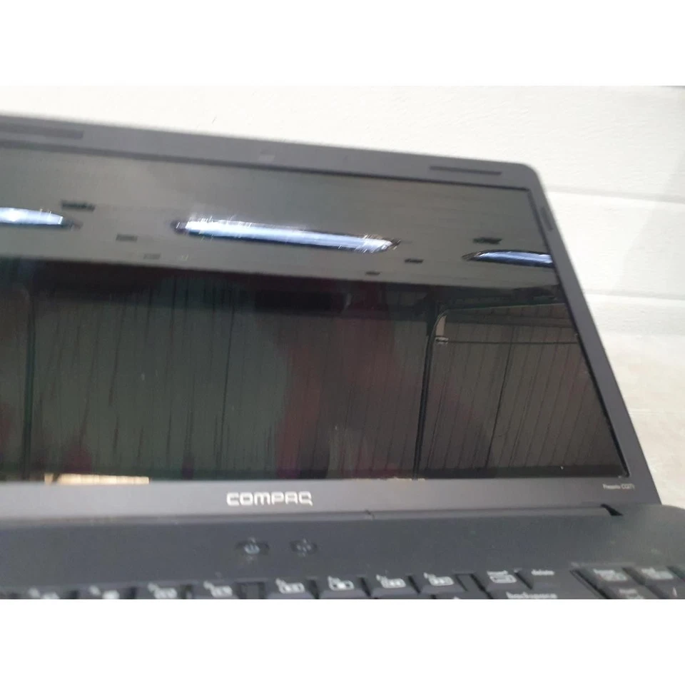 Compaq Presario CQ71 CQ71-135SA Laptop 17.3" Display Intel Pentium - For Parts - Image 4 of 4