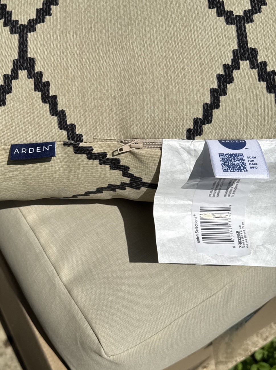 Arden 24"x24"  & 24”x18” Outdoor Deep Seat Cushion Set Water & Fade Resistant