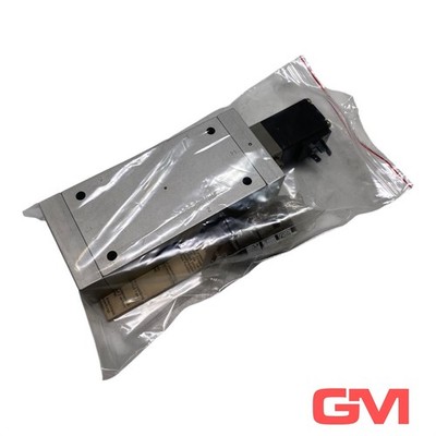 Bürkert Kolbenschieberventil 0450 H 14,0 G1/2 PN1-10bar 220-250V spool valve
