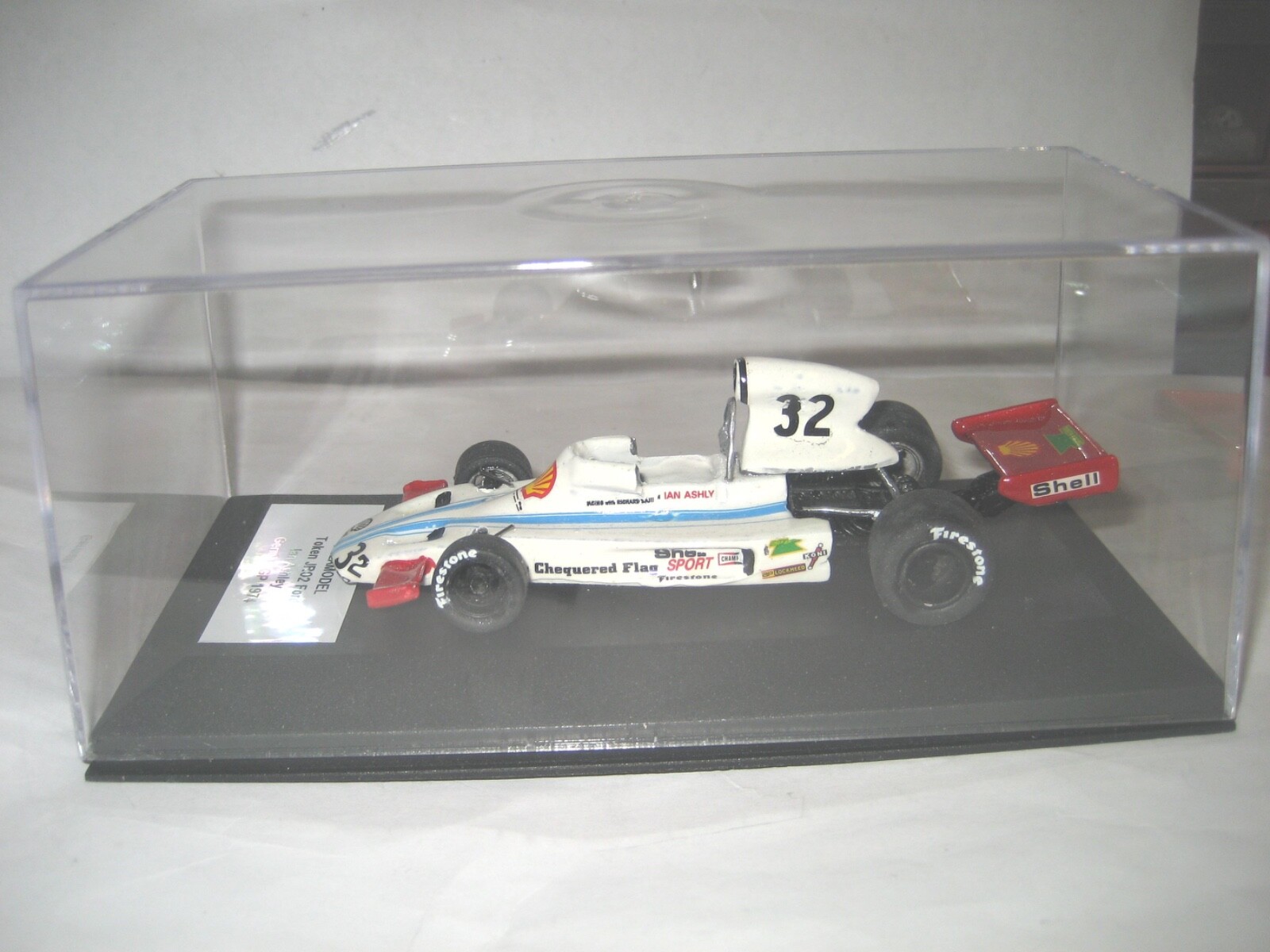 Picture 3 of 9