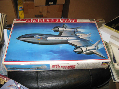 Sealed Lockheed SR-71A blackbird/ GTD-21B by Hasegawa in 1/72 scale