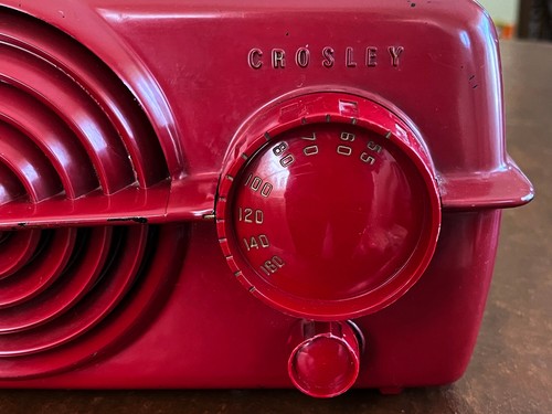 Crosley Red Bullseye Tube Radio 11-115U Serenader WORKS Bakelite Vtg MCM Atomic - Picture 4 of 17