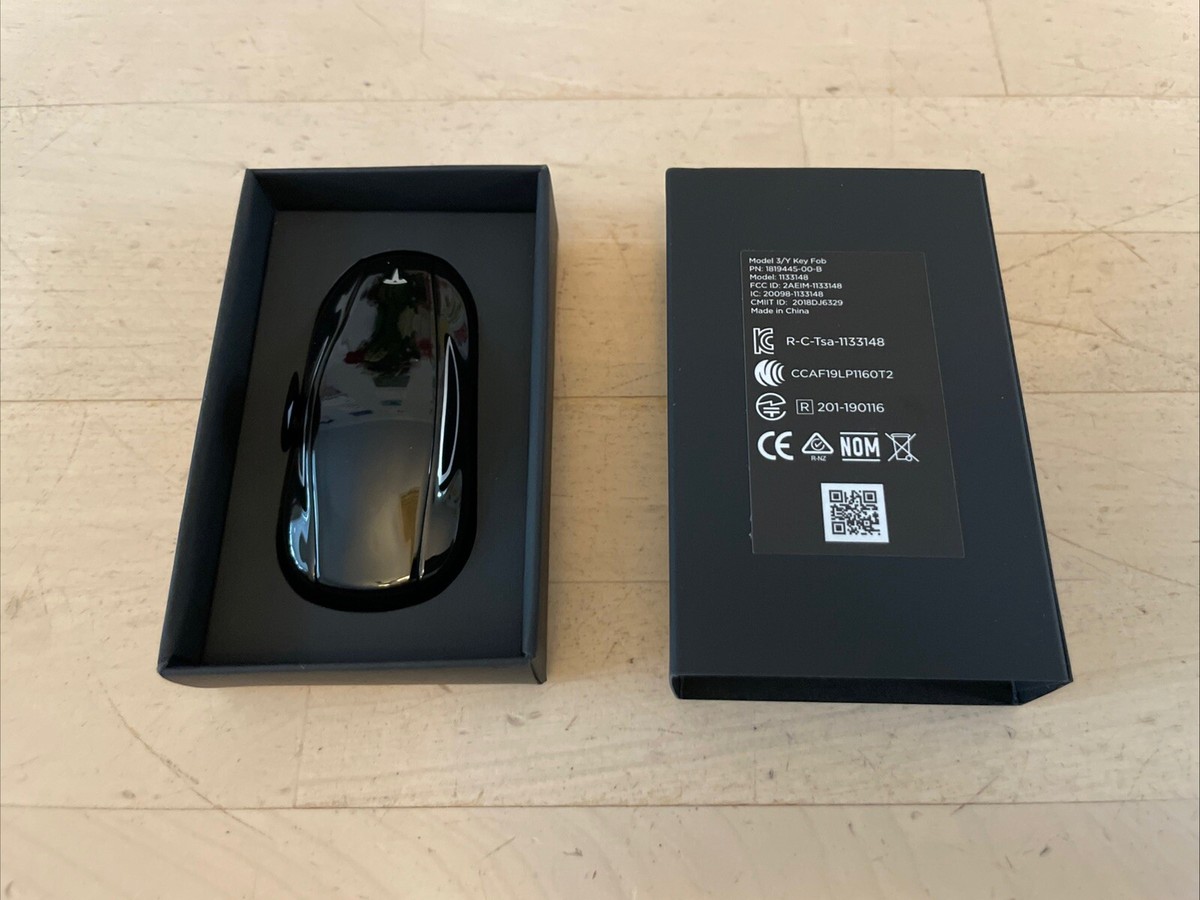 テスラ モデル3 キーフォブ 純正 テスラ モデル 3/Y キーフォブ＋モデル 3 キーバンド×2セット
