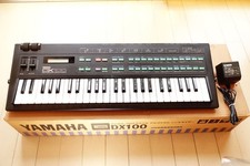Yamaha DX100 FM Synthesizer 49-Key Tested Working, Original Box & AC Adapter