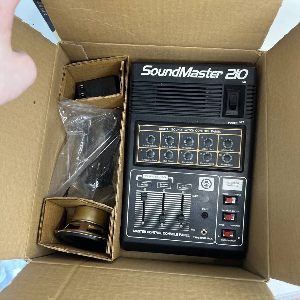 MRC AA210 Sound Master 210 Sound Machine/Box NIB - Image 2 of 3