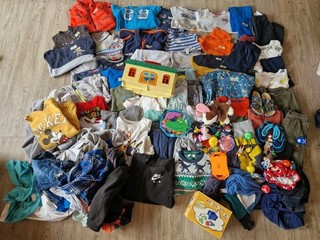 👕 Riesiges Bekleidungspaket für Jungs – ca. 80 Teile (Gr. für 4–5 Jahre)