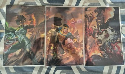 Invincible Comics Foil Connecting Set