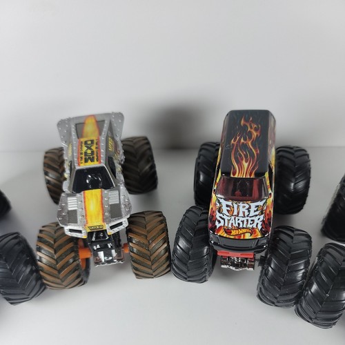 Lot of 4 Monster Jam Die Cast Trucks 1/64 Scale hot wheels - Foto 5 di 7