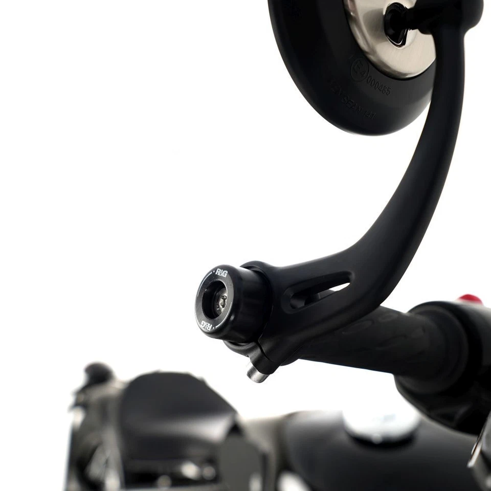 R&G Racing Black Bar End Sliders para 2017-2024 Triumph Bonneville Bobber - Imagem 3 de 4