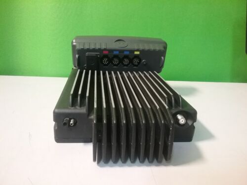 Motorola PM1500 UHF 100 Watts 380-470 Mhz Digital Radio AAM79QTD9PW5AN - Picture 4 of 9