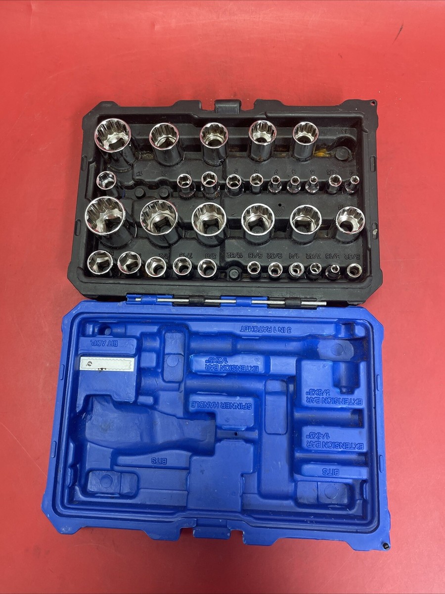 Kobalt 32-Piece Standard (SAE) and Polished Chrome Mechanics Tool