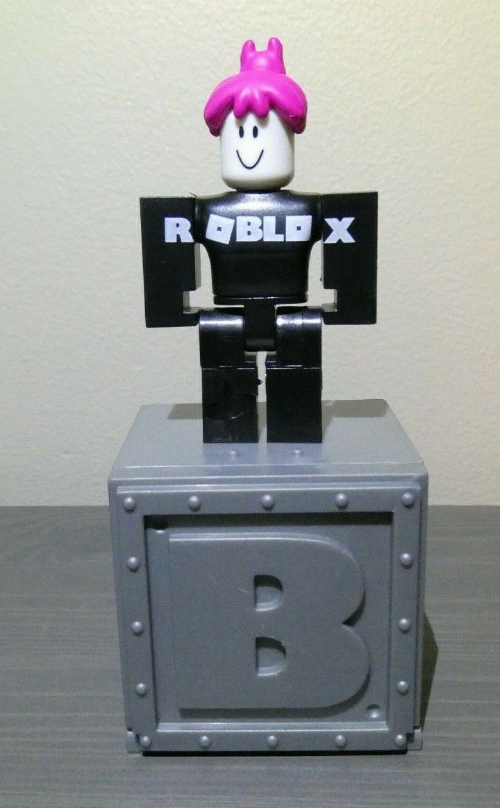 Roblox Series 1 Girl Guest Mini Figure (No Packaging) 