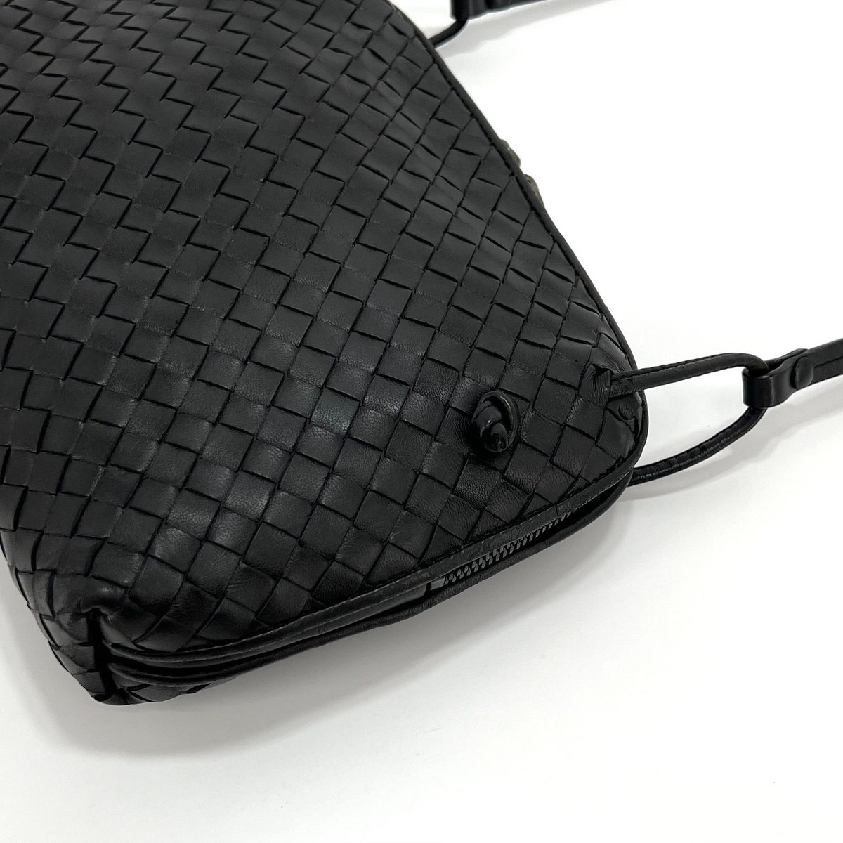 Bottega Veneta Intrechia No. Dini Crossbody Bag Black SKU Bottega Veneta Intrechia No. Dini Crossbody Bag Black SKU