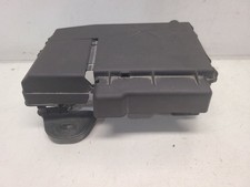 2011-14 Chevrolet Cruze (1.4L / AT) Battery / Positive Fuse Block 