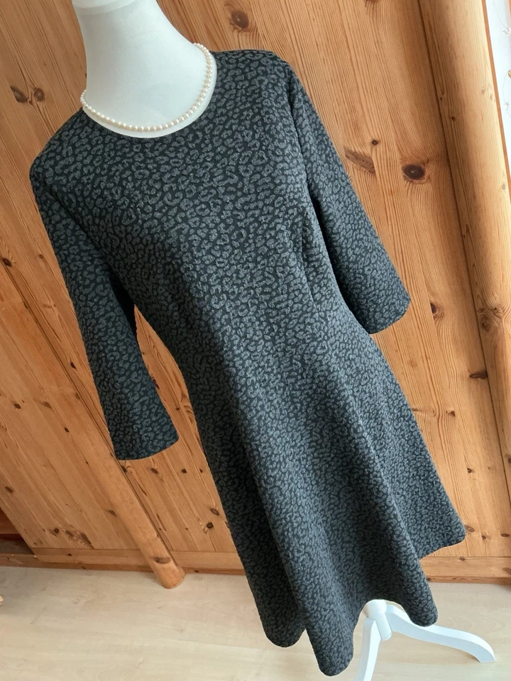 ✦ MONTEGO ✦ Gr. 42 / 44 (46) Wunderschönes Kleid in A-Linie ∞ Skaterkleid - Bild 2 von 4