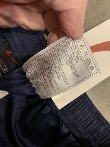 Pantaloni sportivi vintage Nike basket COMPLETI zip laterale blu navy nylon XL NOS nuovi con etichette - Foto 9 di 13