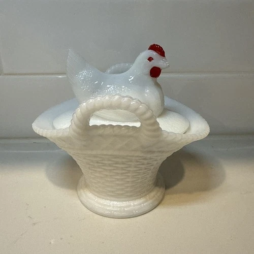 VTG Westmoreland White Milk Glass Hen 0n Nest Basket with Handles Red Accents