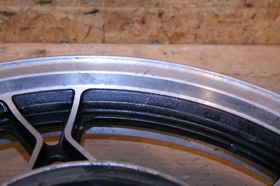 Suzuki GS450L GL51D 1985-1987 Hinterradfelge Felge Hinterrad 2,15x16 - Bild 3 von 4