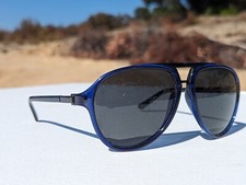 VERSACE Navy Blue Aviator Sunglasses Mens Womens 1990's Model Free Case