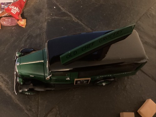 1/24 Scale 1935 Green/Black Chevy Grocery Truck Fairfield Mint RARE VGC. No Box. - Picture 9 of 12