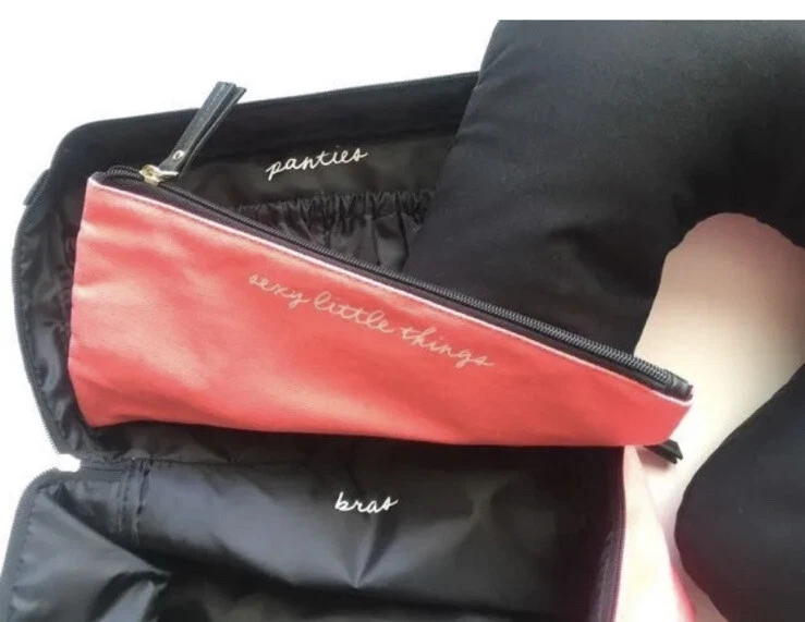 Bolso organizador de lona a rayas sexy Little Things Victoria's Secret nuevo con etiquetas $70.00 Foto 3 de 4