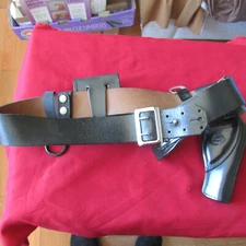 Vintage Police Black JAY-PEE Belt with Don Hume Holster H215 No 1,handcuff case