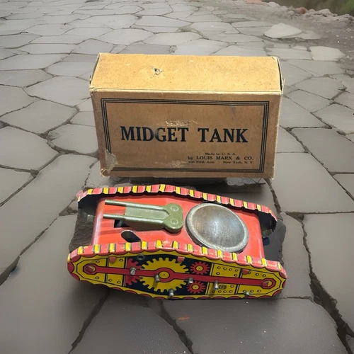 RARE "RED-BODY" MARX WINDUP MIDGET TANK FOR ARMY TRAIN EARLY PRODUCTION 6”