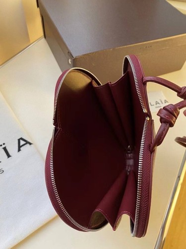 Alaia Le Coeur Ledertasche in Herzform - Rot - Bild 2 von 8